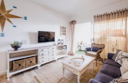 Poris de Abona Apartment | Relax by the Sea at Desconecta a Orillas del Mar