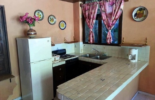 Boca de Tomatlan House | Inviting Villas Rodelinda: Family-Friendly with Breakfast