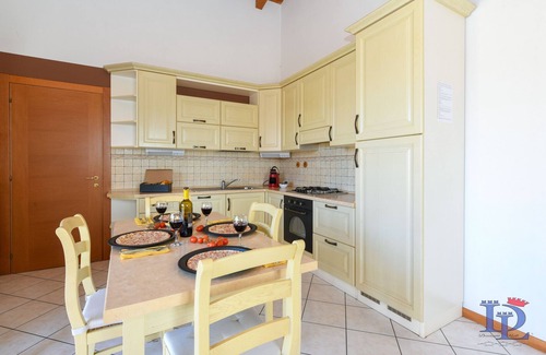 Desenzano del Garda Apartment | Olimpia Escape: Poolside Oceanfront Retreat Awaits You