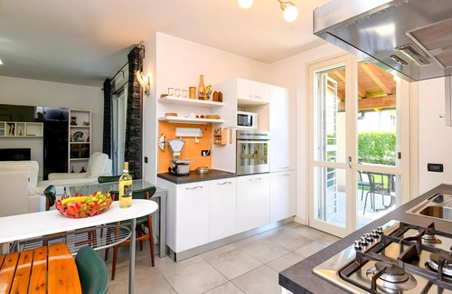 Colombare Apartment | Villa Sirmione: Exceptional Oceanfront Retreat with Spa