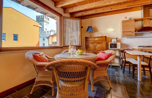 Sirmione Apartment | Discover Desenzanoloft: Oceanfront Retreat with Spa Bliss