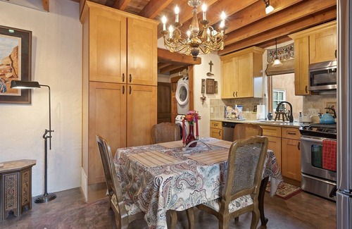 Downtown Santa Fe House | Desert Breeze Railyard Adobe: Walk to the Plaza, Pet Friendly