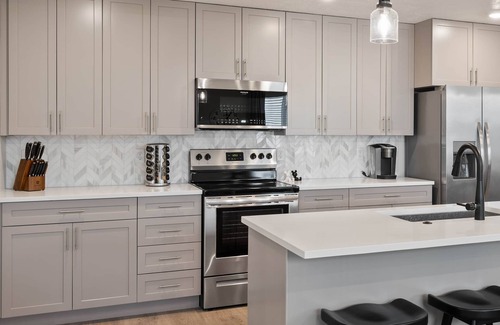 St. George Condo | Desert Disney Condo with Ocean View, Pool & Hot Tub