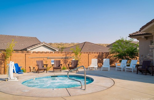 Ivins Condo | Experience Desert Escape at Ladera: 10/10 Family-Friendly Stay