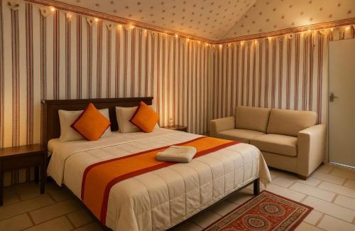 Jaisalmer Hotel | Desert hostel Camp Sam Sand Dunes Jaisalmer