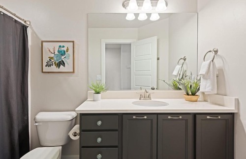 St. George Apartment | Relaxing Desert Repose with Pool & Hot Tub Amenities