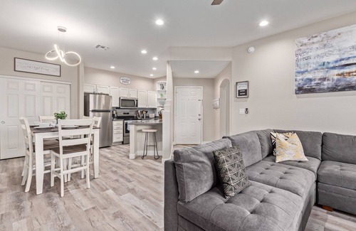North Mountain Condo | Desert Retreat: Pools, Pet-Friendly & Top-Rated 9.8/10