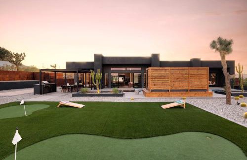 Joshua Tree House | Desert Villa: 4-Star Stay with Pool & Pet-Friendly Charm