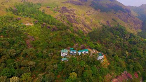 Devikolam Resort | Explore Deshadan Mountain Resort: Munnar's Premier Getaway
