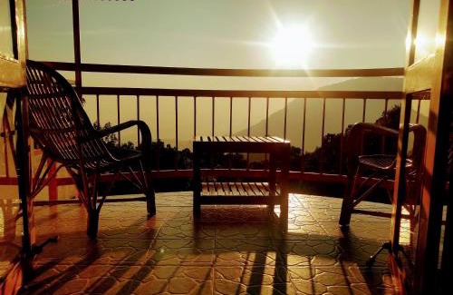 Devikolam Resort | Explore Deshadan Mountain Resort: Munnar's Premier Getaway