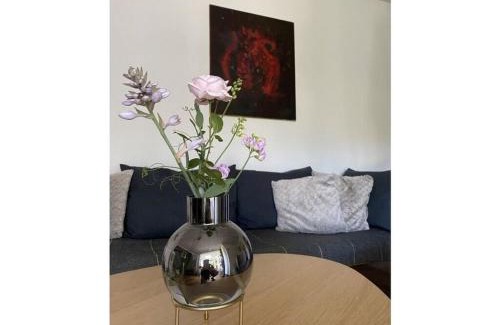 Schlangenbad House | Artistic Design and Comfort Await at Our Holiday Residence