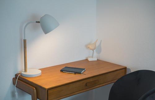 Leinfelden-Echterdingen Apartment | Stylish Design-Apartment with Kitchen & Parking in City Center