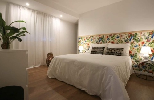 Castello de la Plana Apartment | Design apartment in the center