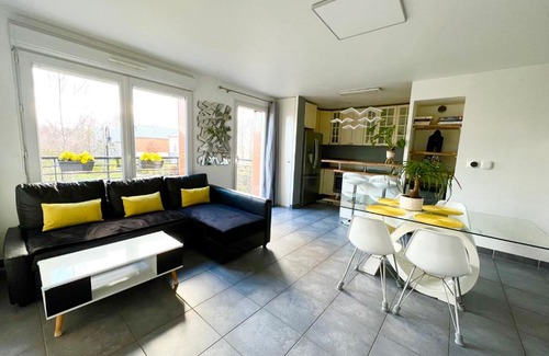 Chessy Apartment | Stylish Apartment Near Disneyland Paris, Rated 10/10!