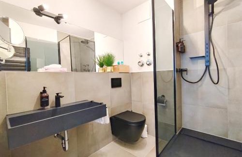 Mitte Apartment | Modern Design Apartment with Rooftop Terrace & Family Amenities