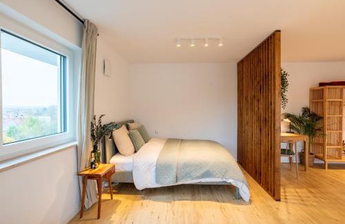 Langenbach Apartment | Oceanfront Design-Apartment with 10/10 Guest Rating