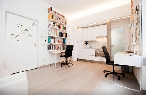 Guastalla House | Stylish Design Apartment in Milan City Center Near Duomo