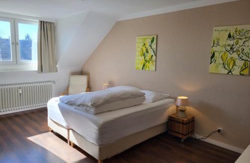 Krefeld Apartment | Stylish Design Apartment near Düsseldorf - Family Friendly Stay