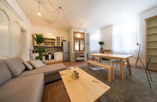 Dutch Quarter Apartment | Stylish Design Apartments in the Heart of Benkert 2