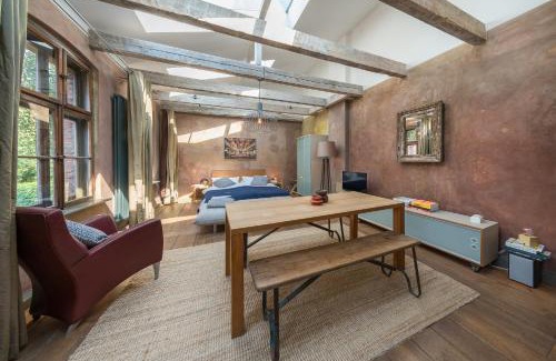 Dutch Quarter Apartment | Inviting Design Apartments - "Im Holländerhaus" for Families