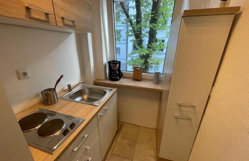 Ruettenscheid Apartment | Ideal Design Apt. Messe HBF for Family Stays near Uniklinik
