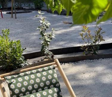 Vinsobres House | Stylish Gite in Drôme Provençale with 9.2/10 Rating