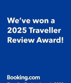 Zona Farini Apartment | Guest Rated 10/10: Discover Design Island by MC