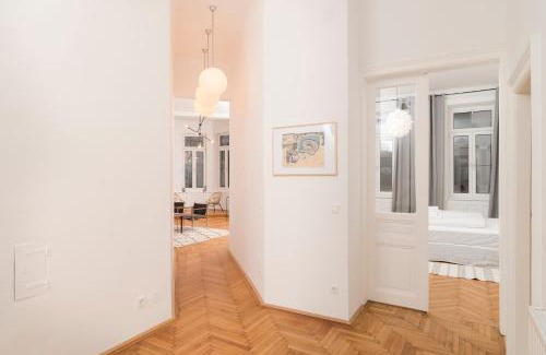 Dobling Apartment | Modern Design Loft Hohe Warte - Family-Friendly Retreat