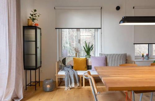 Muhldorf Apartment | Unique Sundowner Retreat in Historic Villa with Pet-Friendly Perks