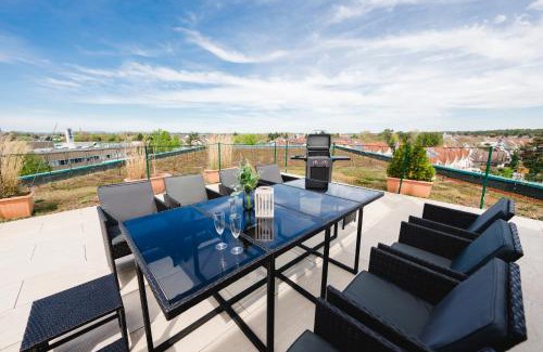 Neureut Apartment | Design Penthouse - 4SZ - 2Bäder - Whirlpool - 2 Parkplätze - Dachterrasse