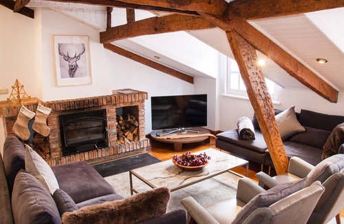 Llanes Apartment | Stylish Penthouse in Central Llanes with Ocean Views