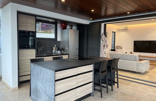Dampierre Villa | Experience Design Promontory on the Sea with Ocean Views