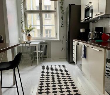 Punavuori Apartment | Elegant Stay in the Heart of Punavuori - Rated 9.5/10