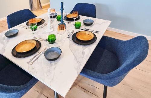 Mainz-Bingen Apartment | Stylish Design Studio for 3 in City Center with WIFI