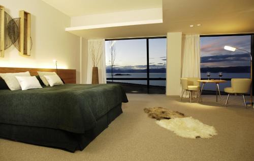 Macrozona Meseta Cerro Calafate Hotel | Exceptional Design Suites Calafate with Spa and Pool Access
