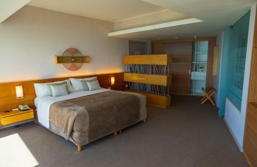 Macrozona Meseta Cerro Calafate Hotel | Exceptional Design Suites Calafate with Spa and Pool Access