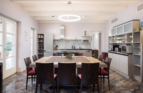 Rezanci Villa | Elegant Design Villa Terra with Pool, Spa & Ocean Views