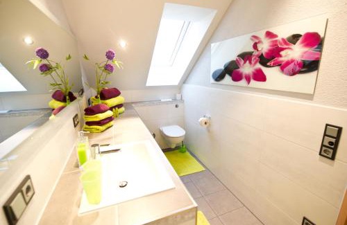 Bensheim Apartment | Oceanfront Komfort-Ferienwohnungen Horster with Great Reviews