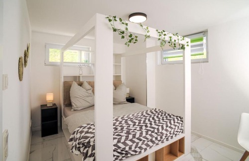 Wernigerode Apartment | Stylish Design Apartments with Hot Tub & Breakfast Included