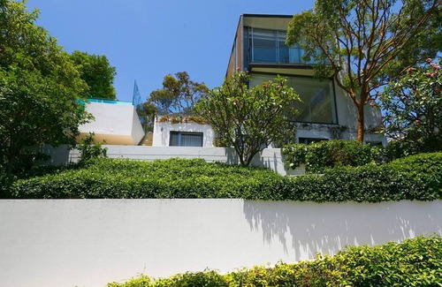 Portarlington Villa | Designed To Take You Away From It All
