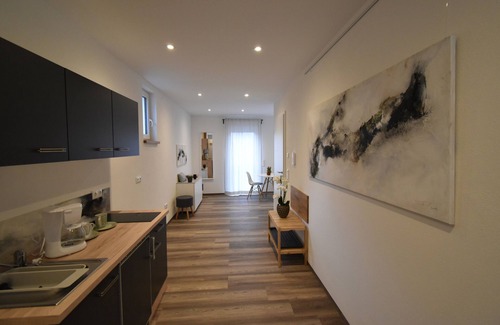 Volkach Apartment | Designer Apartment in the Heart of Old Town with Kitchen
