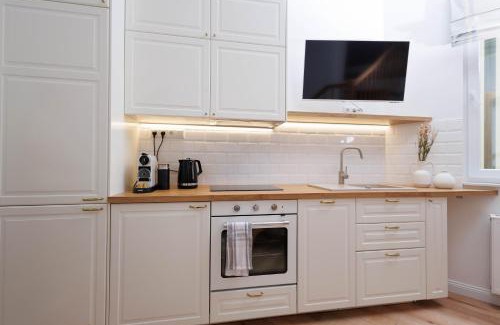 Mitte Apartment | Designer Apartment im Landhausstil