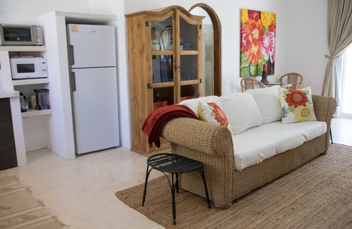 Mexican Riviera Cottage | Oceanfront Designer Beach Casita with Pool & Ocean Views