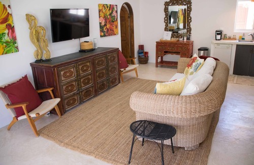 Mexican Riviera Cottage | Oceanfront Designer Beach Casita with Pool & Ocean Views