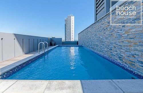 Bloubergstrand Apartment | Designer Beachfront 2 bed with swimming pool in Blouberg, Cape Town- 02 Azul