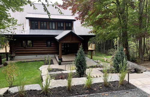 Lac Superieur Village Ski Chalet | Stylish Mont-Tremblant Chalet with Mountain Views & Spa