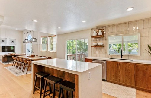 Orchard North House | Canyon View Escape: Hot Tub, 2 Masters & Top-Rated Comfort