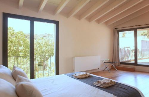 Alella House | Stylish Designer Home with Pool, Steps from Beach & Village