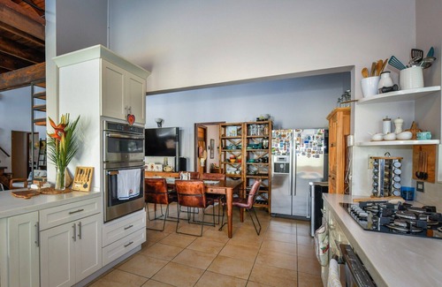 Noord House | Designer House with a View: Pet-Friendly Retreat Awaits