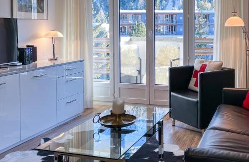 Sankt Moritz-Bad Apartment | Designer Küche with Südbalkon & Pet-Friendly Amenities